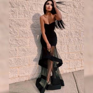 ✨🆕 FASHION NOVA Center of Universe Dress ‼️🌈✨🌎